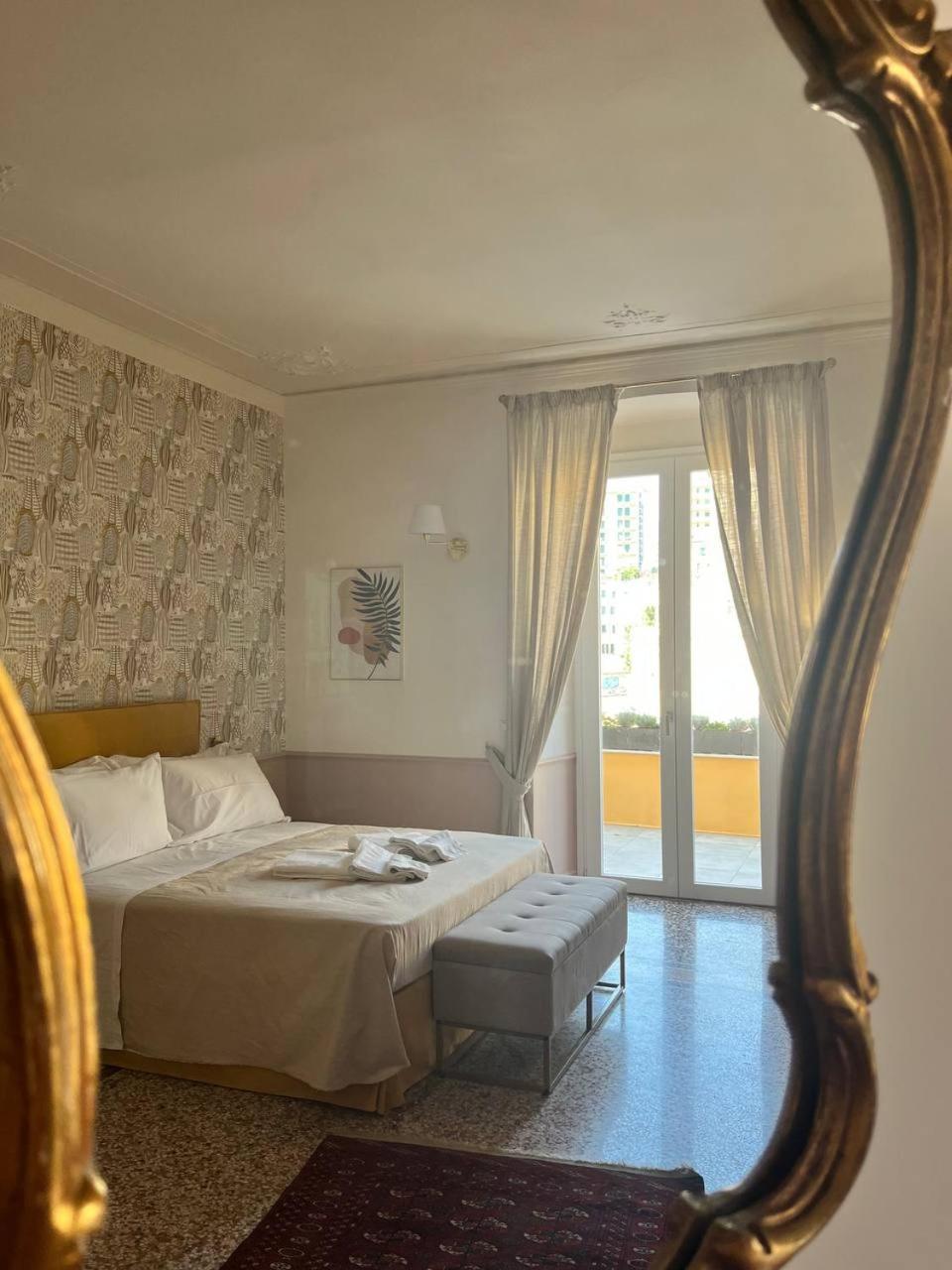 B&B Dimora Liberty Genua Exterior foto